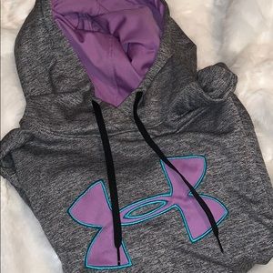 Under Armour Sweatshirt